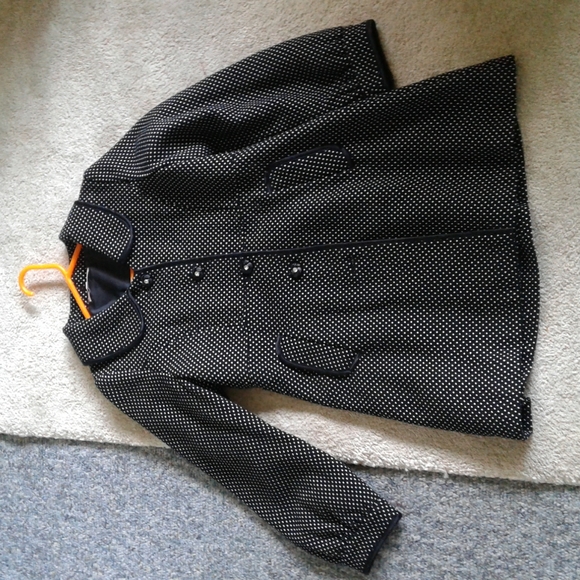 Black and white princess cut jacket - Picture 1 of 3